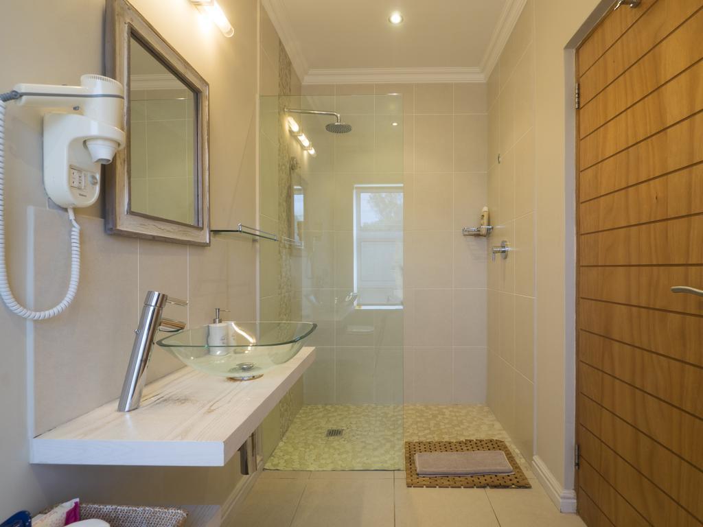 פלטנברג ביי Bahari Beach House חדר תמונה